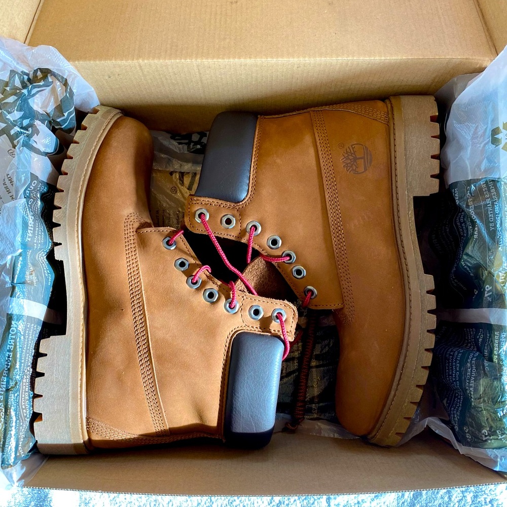 Men's Timberland Premium 6-Inch Waterproof Boots | Size 8.5 | NIB